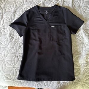 Jaanuu scrub top